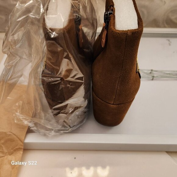 Gentle Souls "Blaise Patches" Embroidered boots. NIB. SIze 6 - Picture 7 of 11